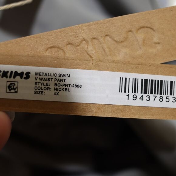 SKIMS Metallic Silver Swim Bottoms Leggings Capri 4X NWT - Picture 7 of 10